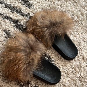 Tan Furry Slip On Slide Sandals Size 6.5